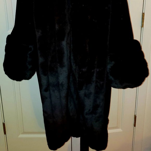 Custom Order Oversized Reversible Velvet Maxi Coat - Picture 4 of 8